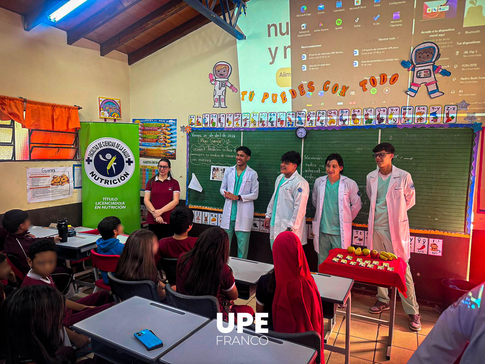 Estudiantes de Nutrición UPE realizan charla educativa en la Escuela Mariano Bobadilla
